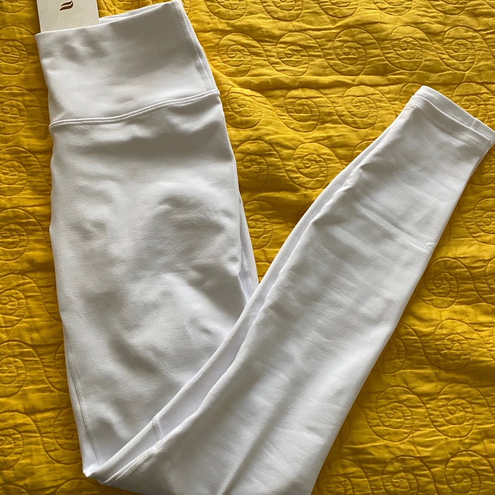 High waisted leggings